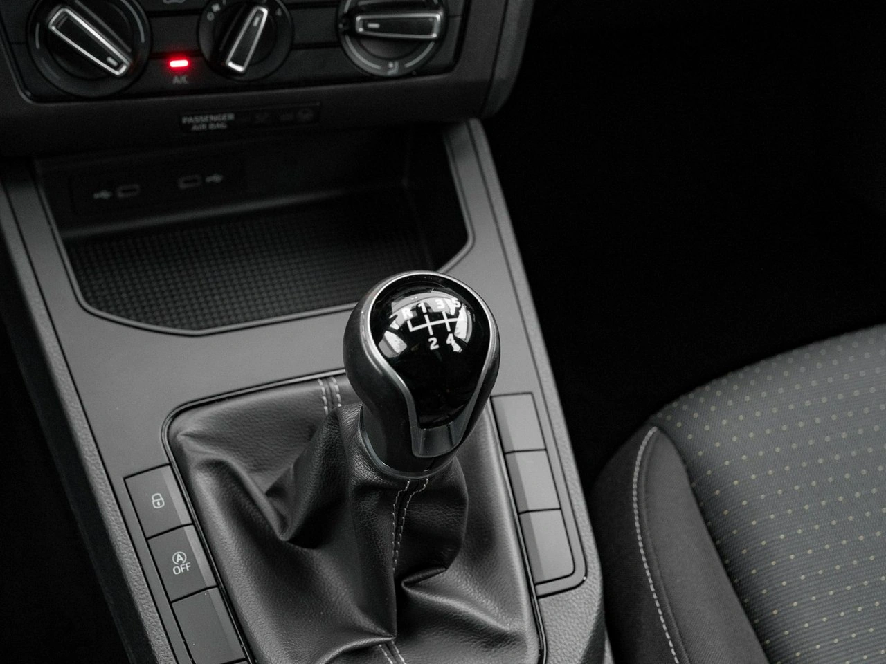 Seat Ibiza - Zdjęcie 16