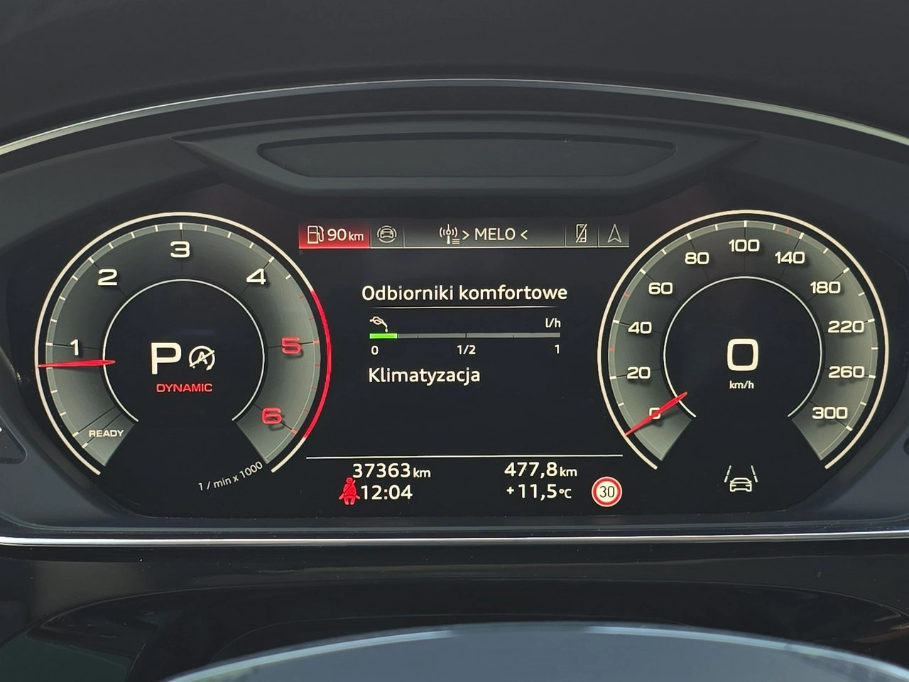 Audi A8 - Zdjęcie 12