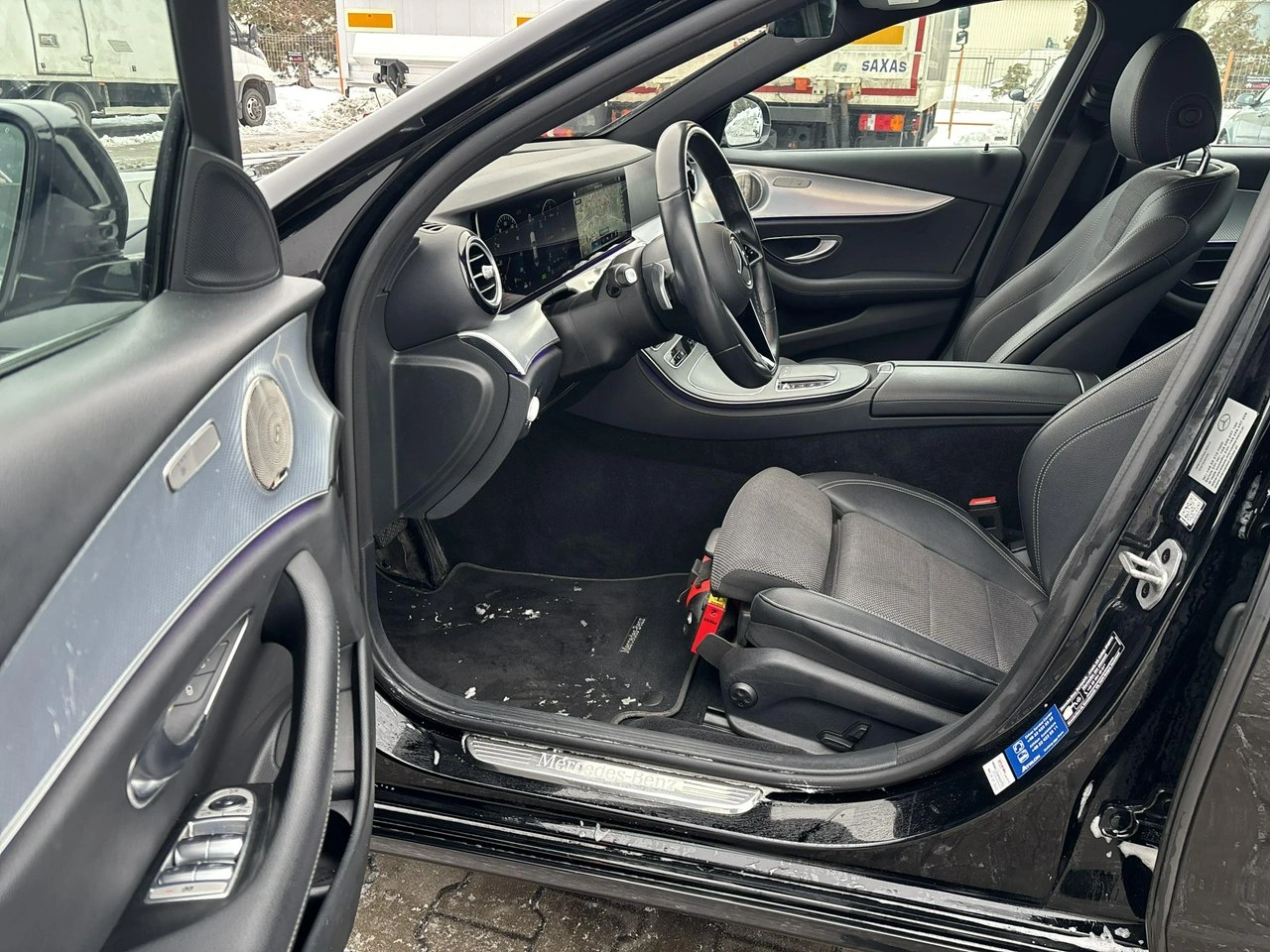 Mercedes E 220 - Zdjęcie 10