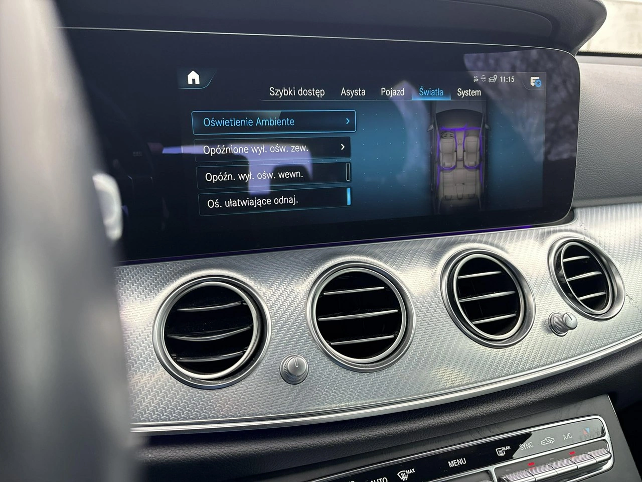 Mercedes E 220 - Zdjęcie 23