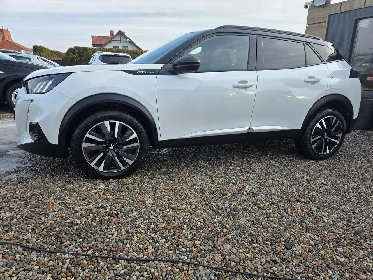 Peugeot 2008 - Zdjęcie 11