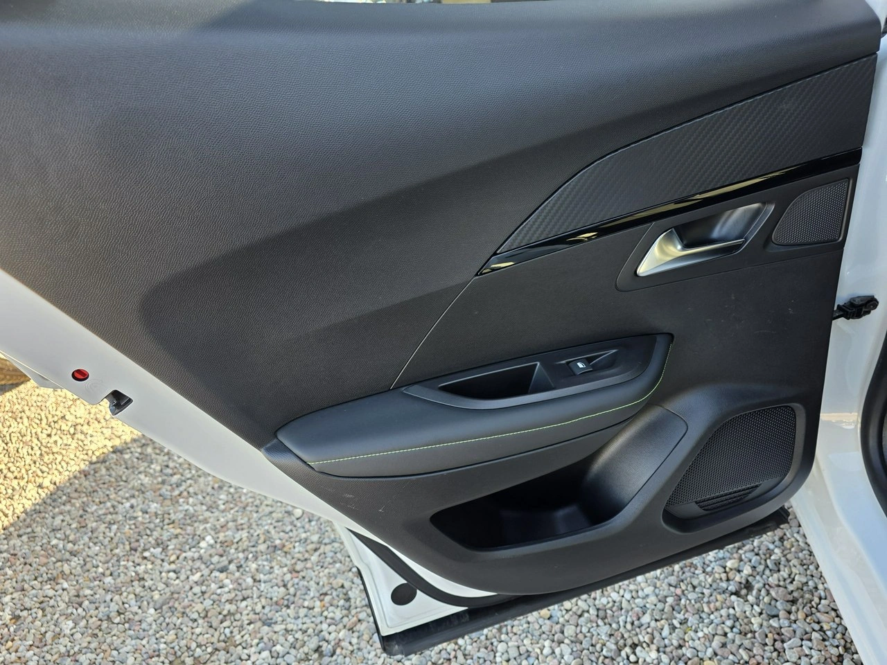 Peugeot 2008 - Zdjęcie 14