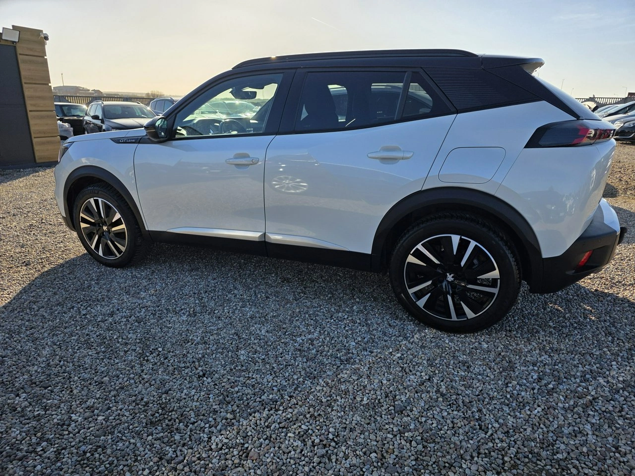 Peugeot 2008 - Zdjęcie 24