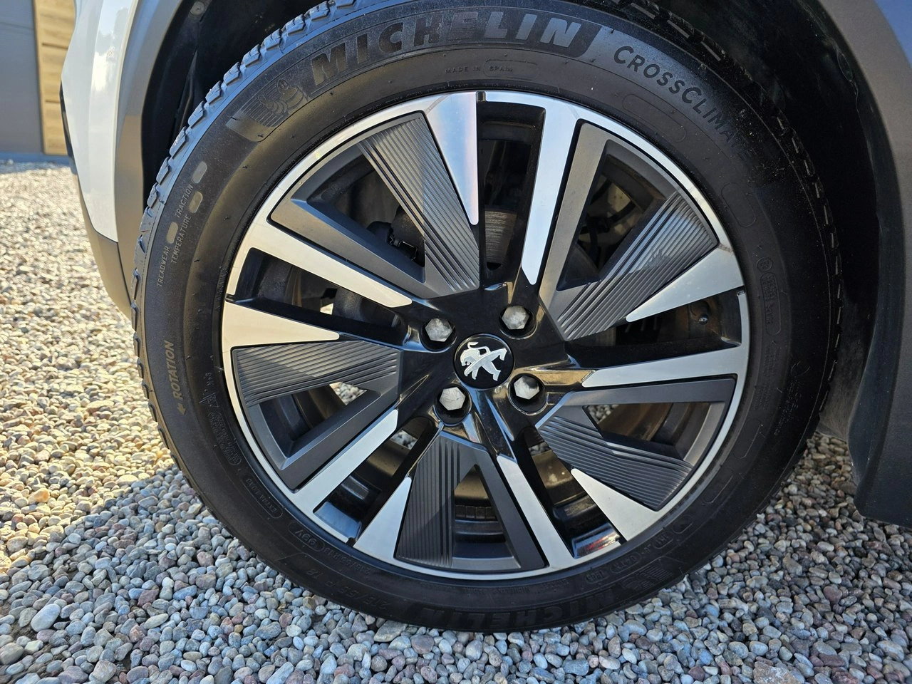 Peugeot 2008 - Zdjęcie 8