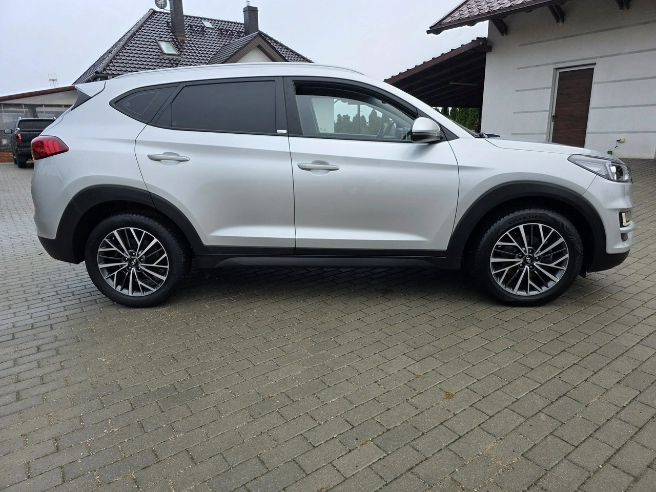 Hyundai Tucson - Zdjęcie 14