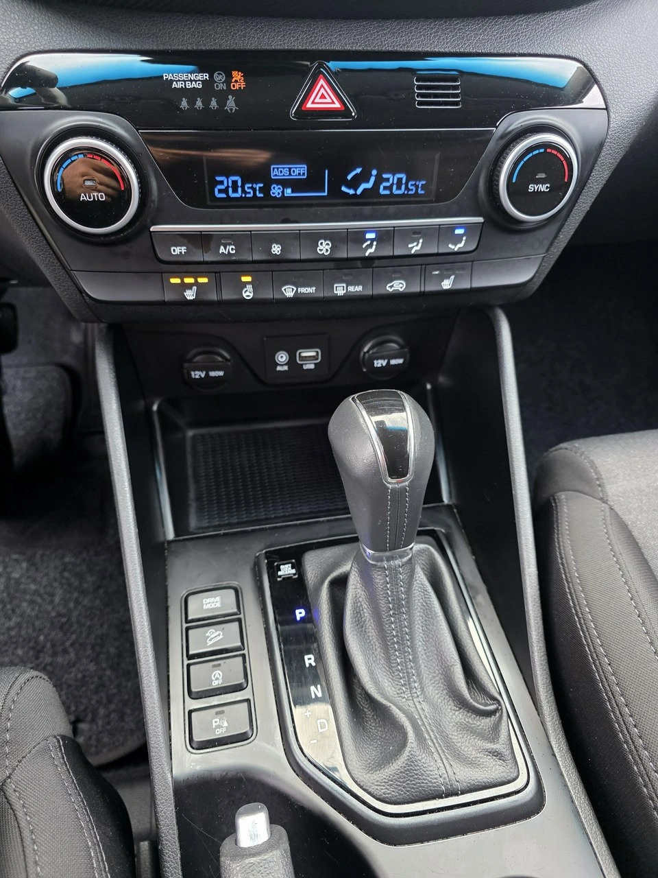 Hyundai Tucson - Zdjęcie 29