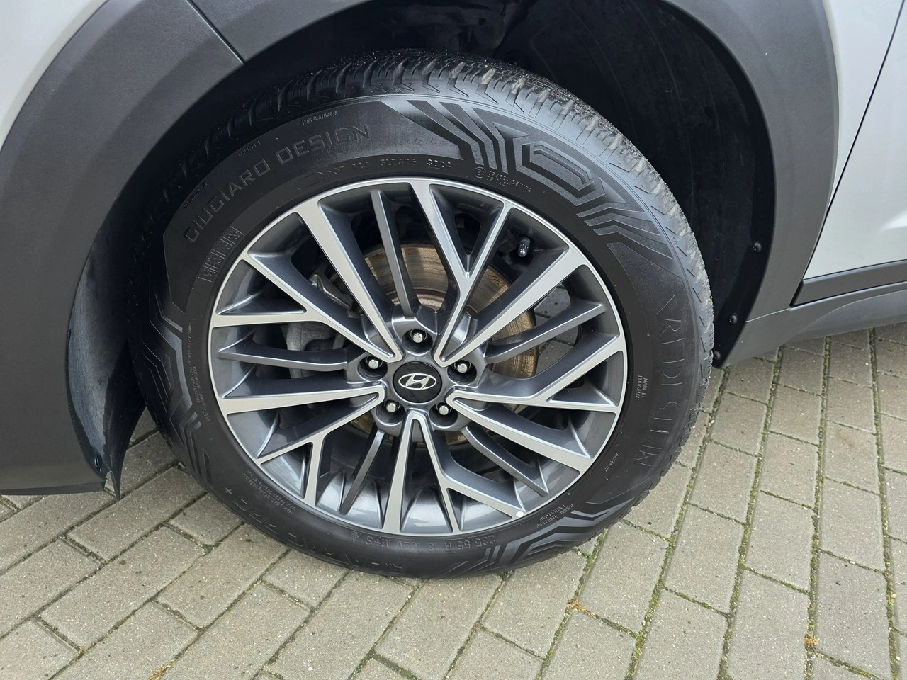 Hyundai Tucson - Zdjęcie 6