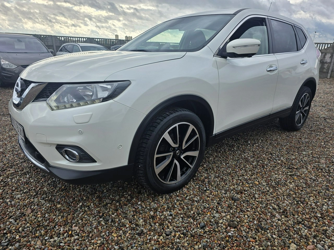 Nissan X-Trail - Zdjęcie 19