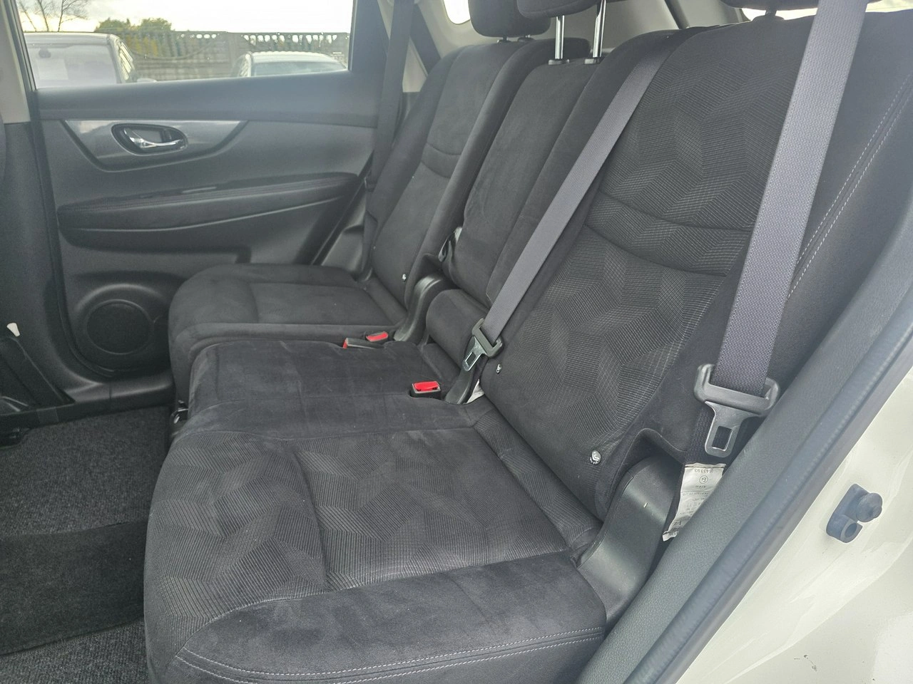 Nissan X-Trail - Zdjęcie 20