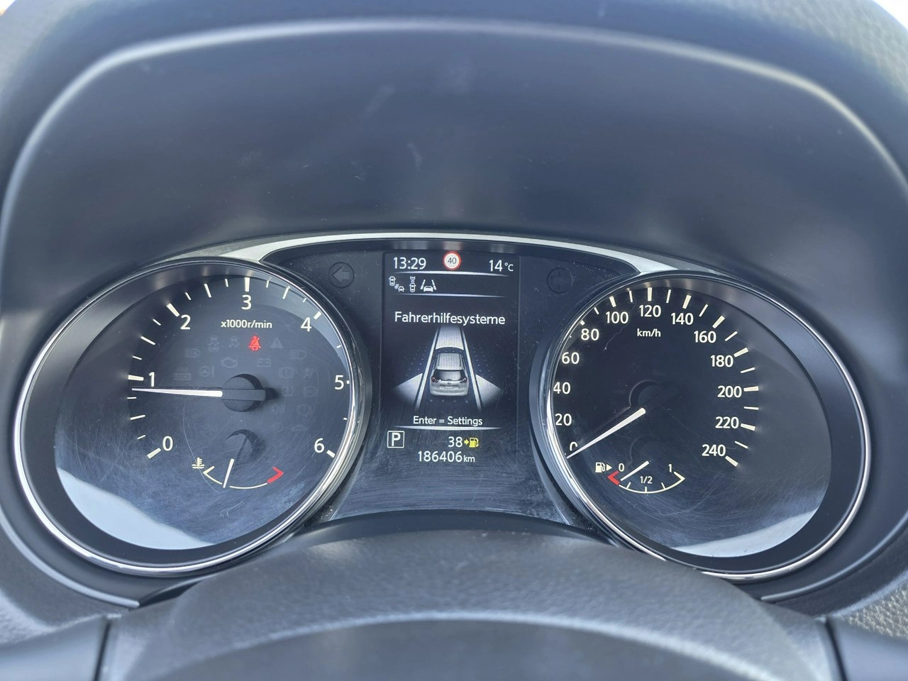 Nissan X-Trail - Zdjęcie 6