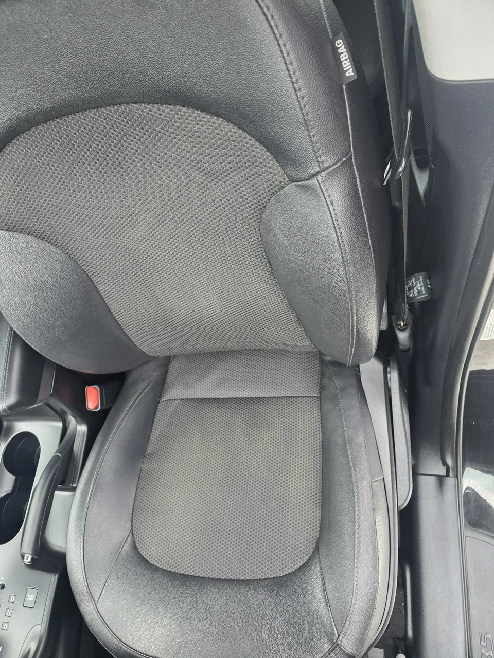 Hyundai ix35 - Zdjęcie 19