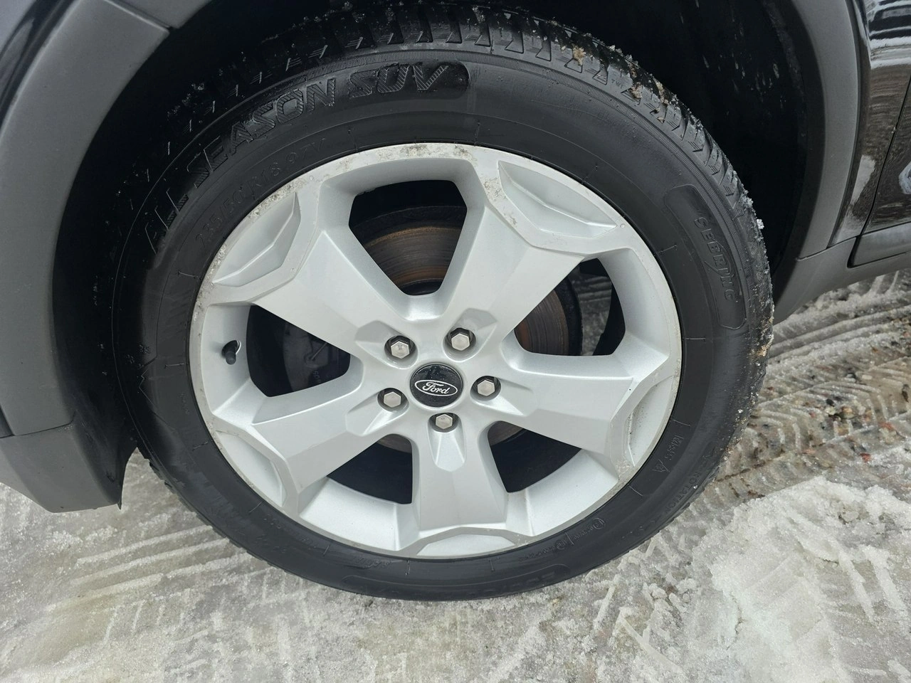 Ford Kuga - Zdjęcie 11