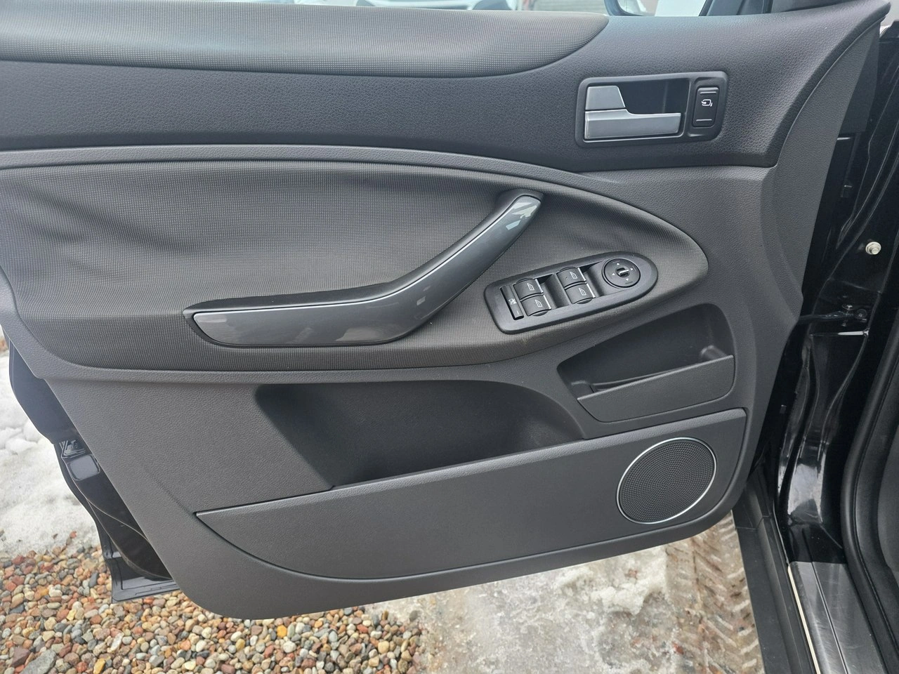 Ford Kuga - Zdjęcie 22