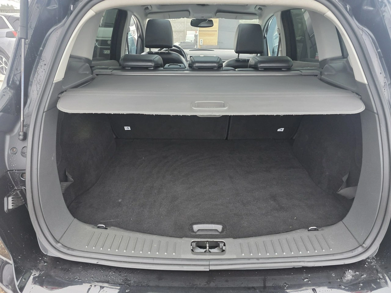 Ford Kuga - Zdjęcie 25