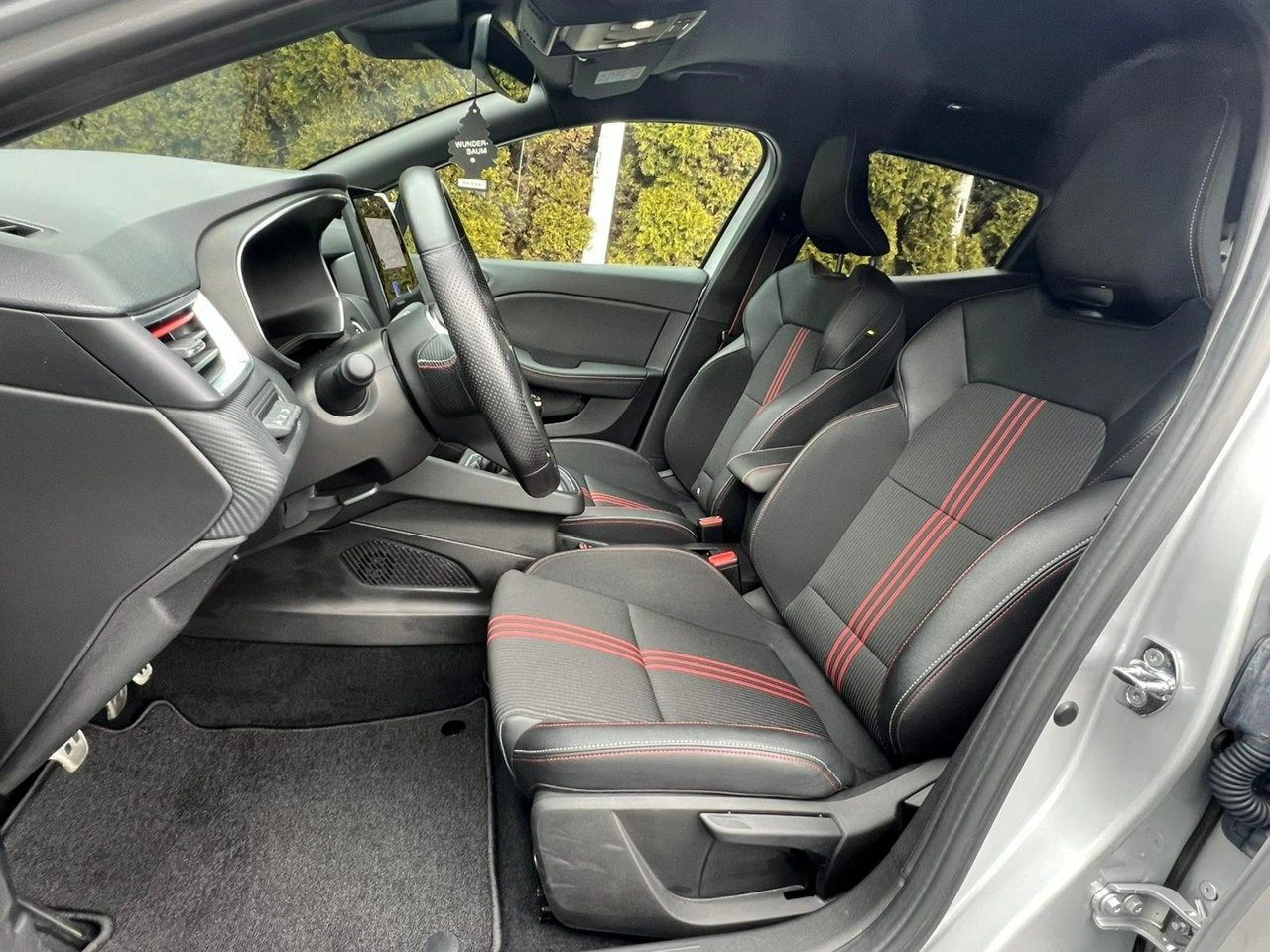 Renault Clio - Zdjęcie 11