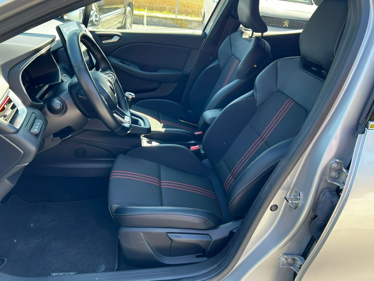 Renault Clio - Zdjęcie 12