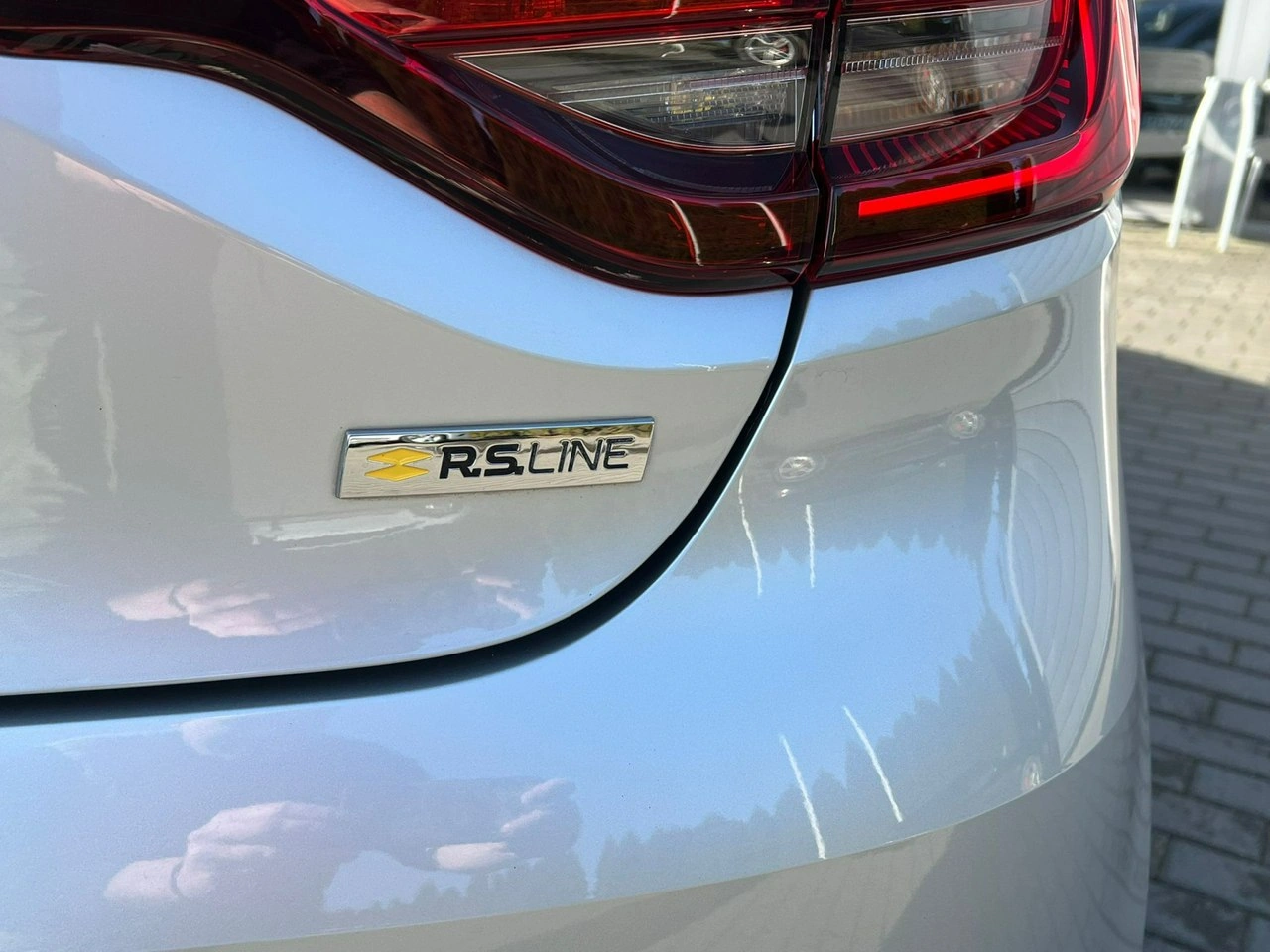 Renault Clio - Zdjęcie 17