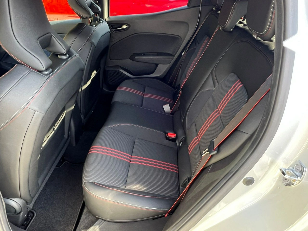 Renault Clio - Zdjęcie 7