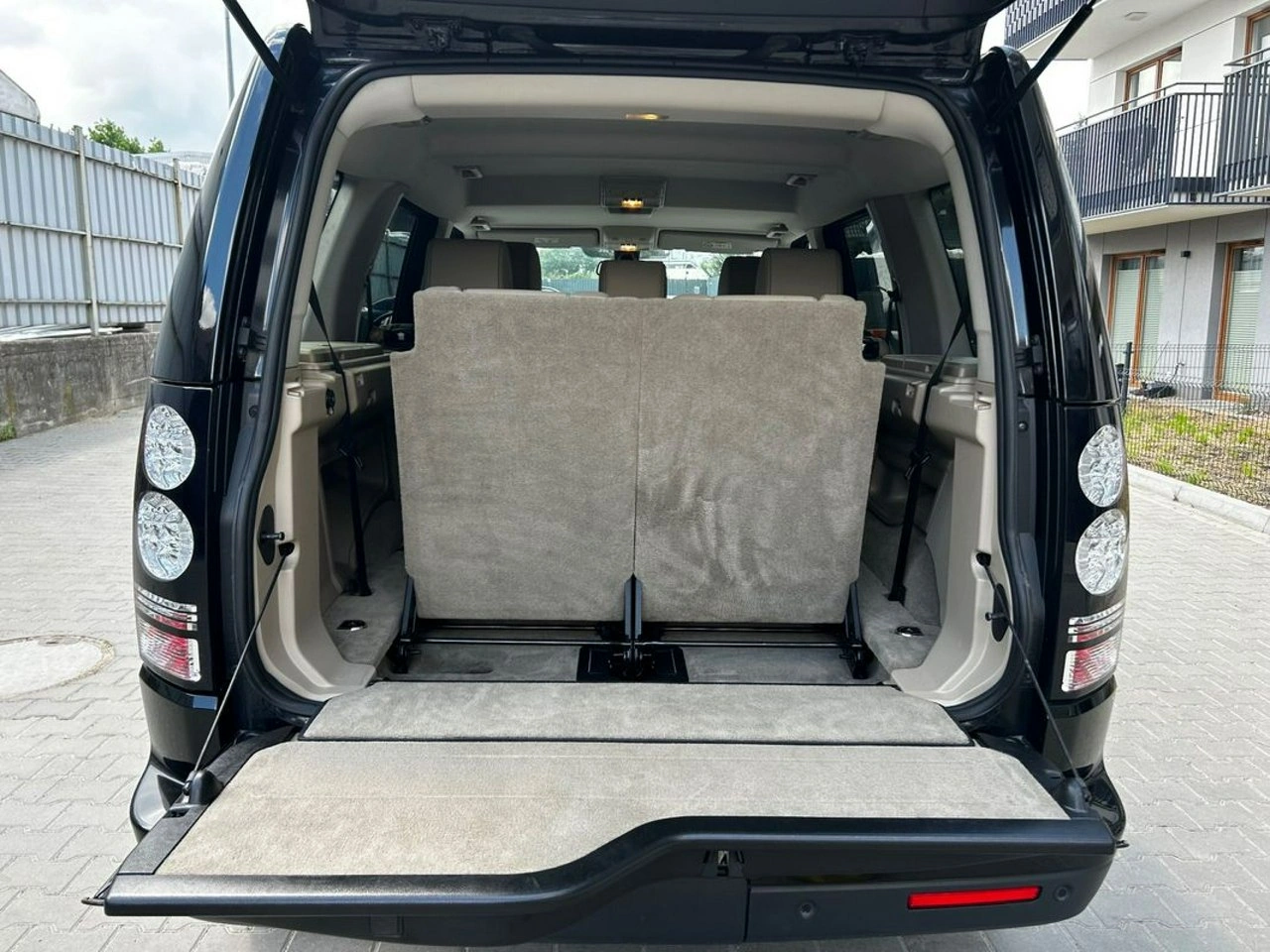 Land Rover Discovery - Zdjęcie 14