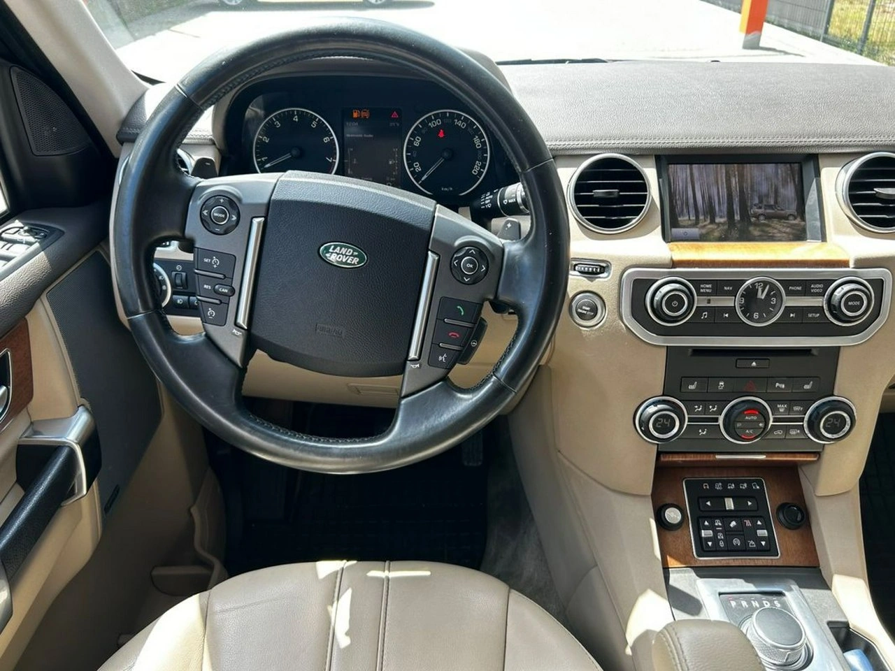 Land Rover Discovery - Zdjęcie 28