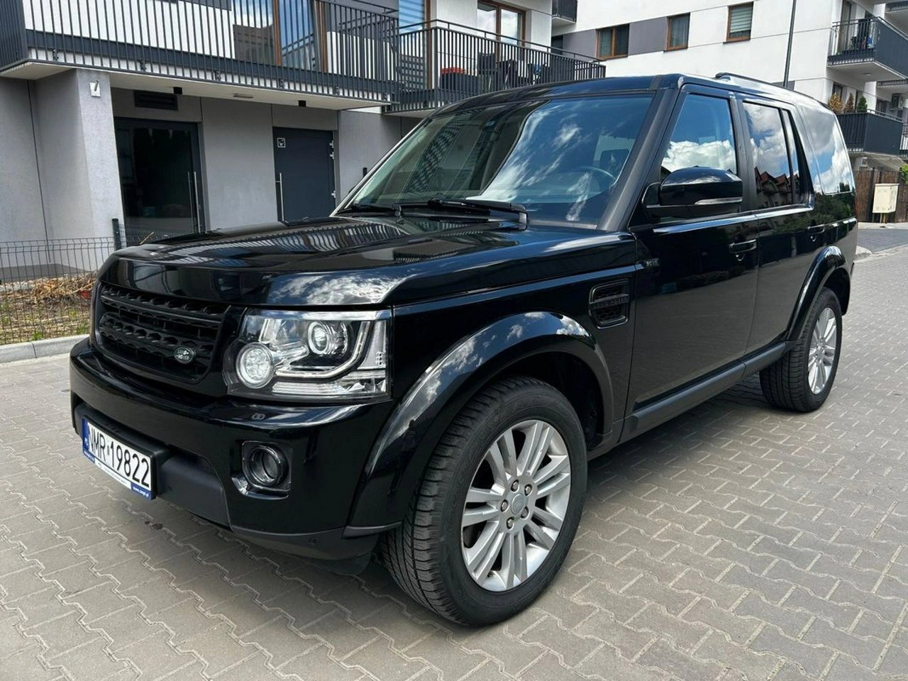Land Rover Discovery - Główne zdjęcie