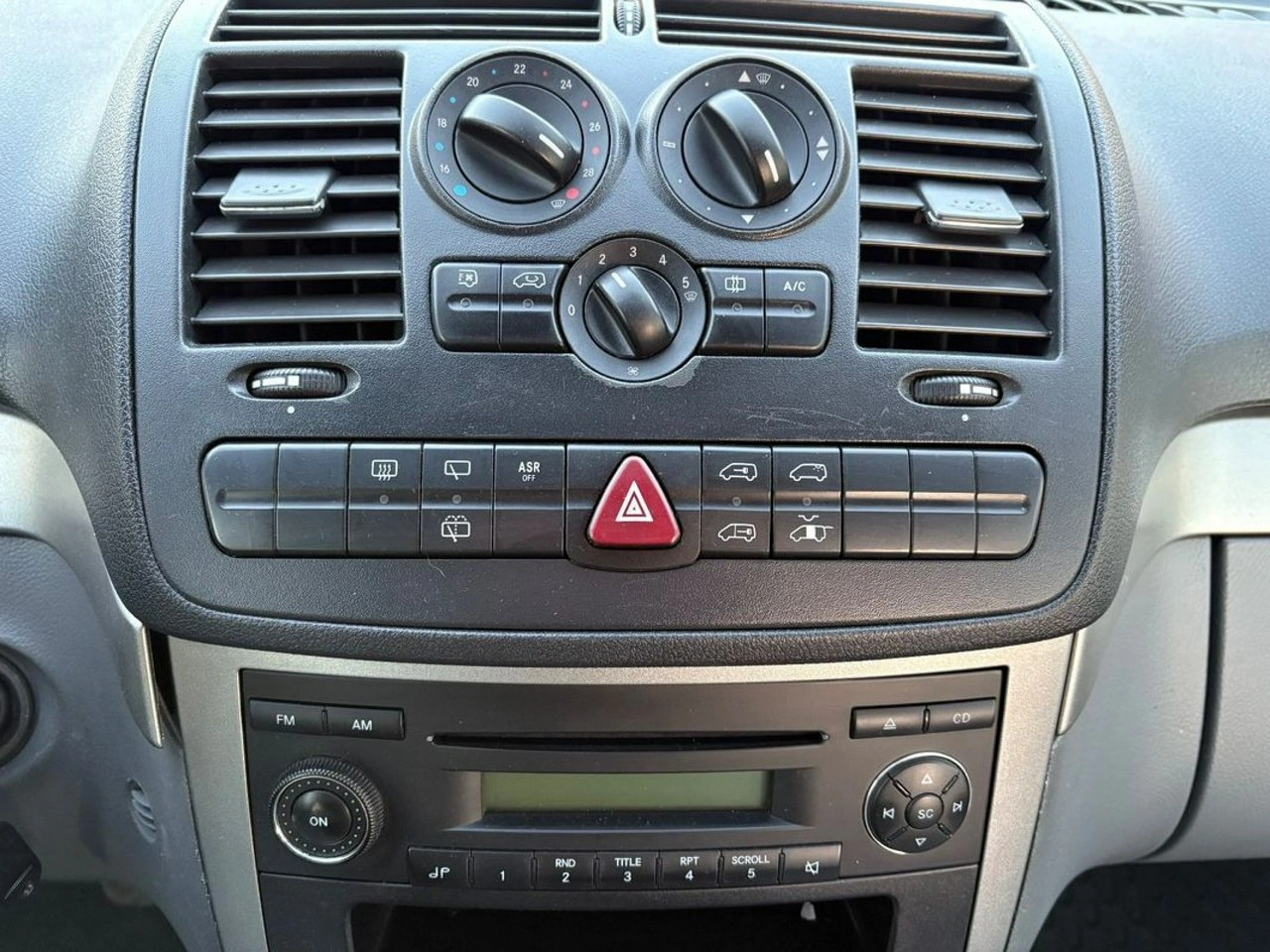 Mercedes Viano - Zdjęcie 20