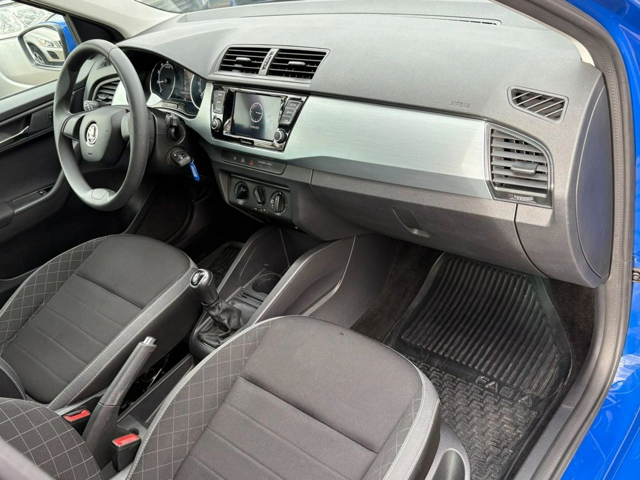 Skoda Fabia - Zdjęcie 11