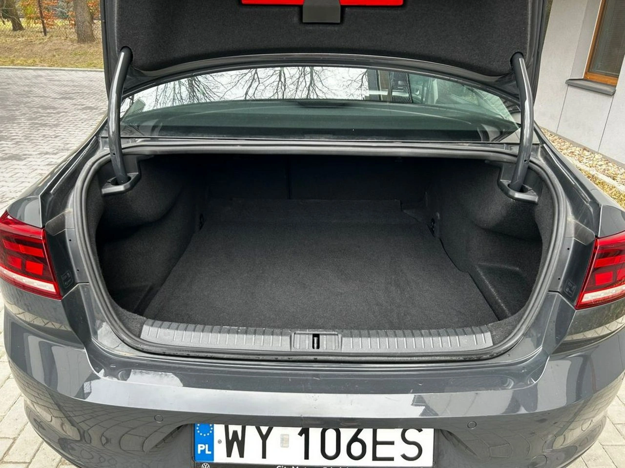 Volkswagen Passat - Zdjęcie 10