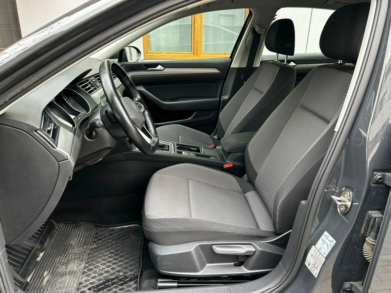 Volkswagen Passat - Zdjęcie 18