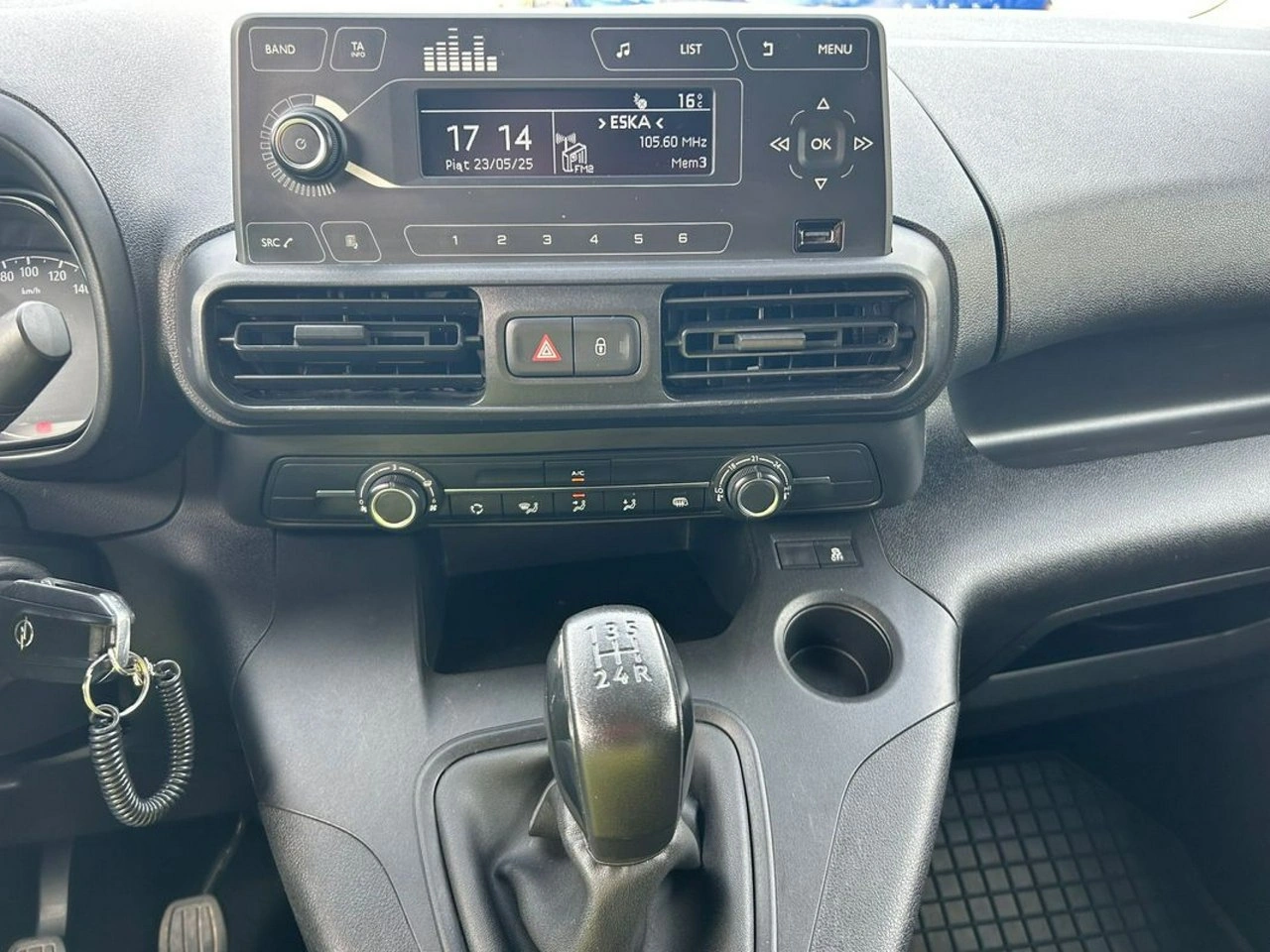 Opel Combo - Zdjęcie 13