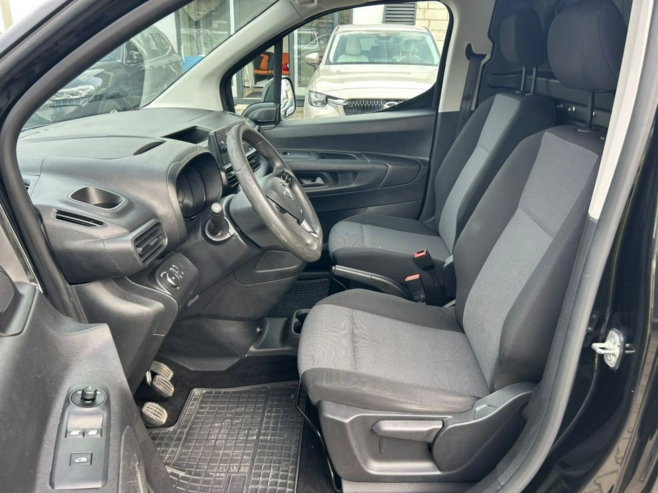 Opel Combo - Zdjęcie 14