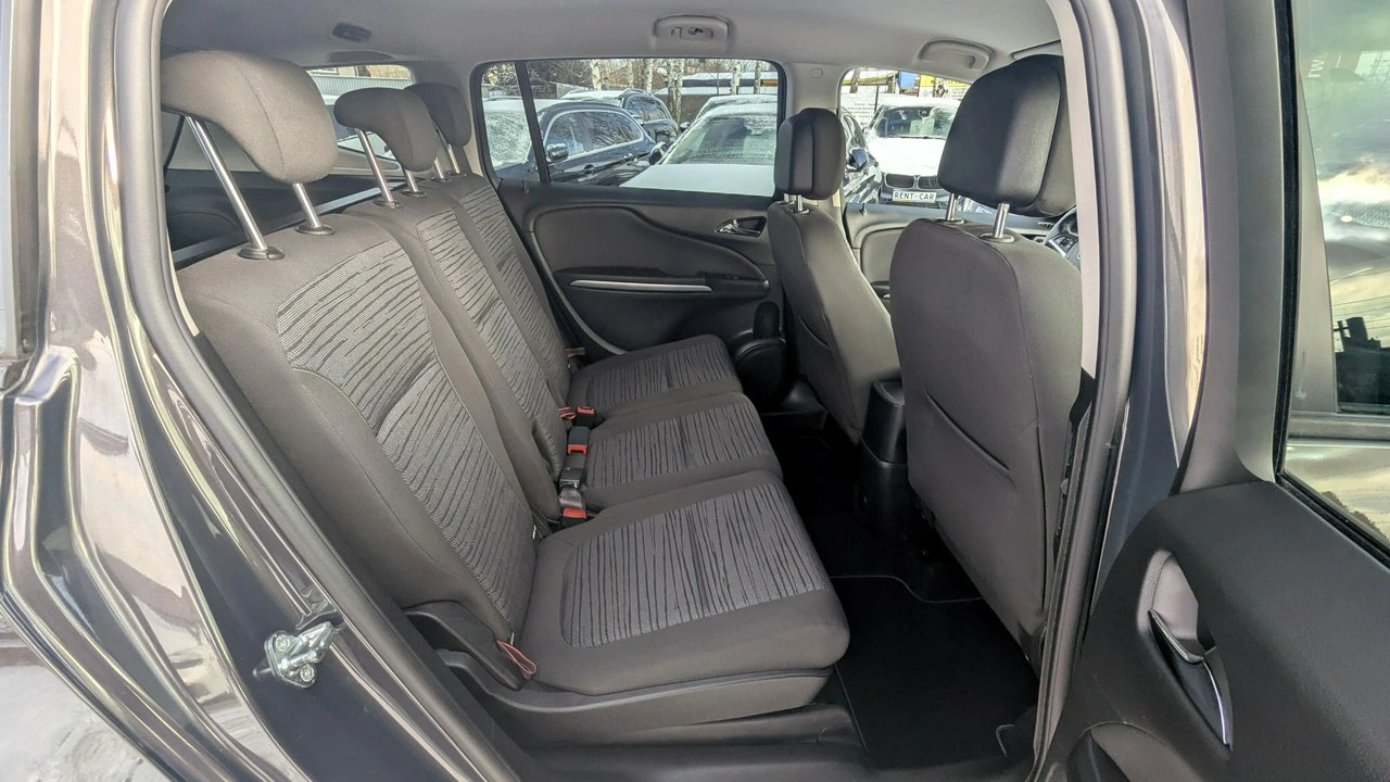 Opel Zafira - Zdjęcie 11
