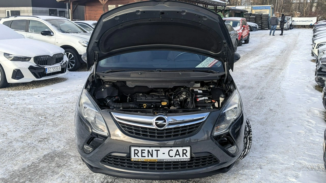 Opel Zafira - Zdjęcie 30
