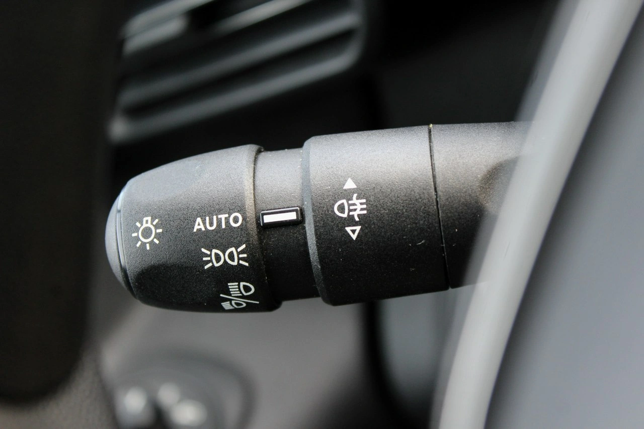 Peugeot Partner - Zdjęcie 26