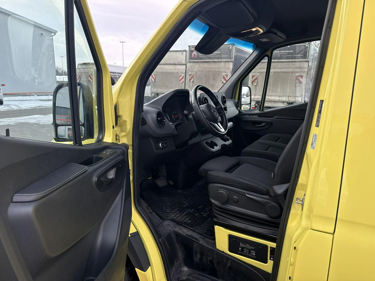Mercedes Sprinter - Zdjęcie 10