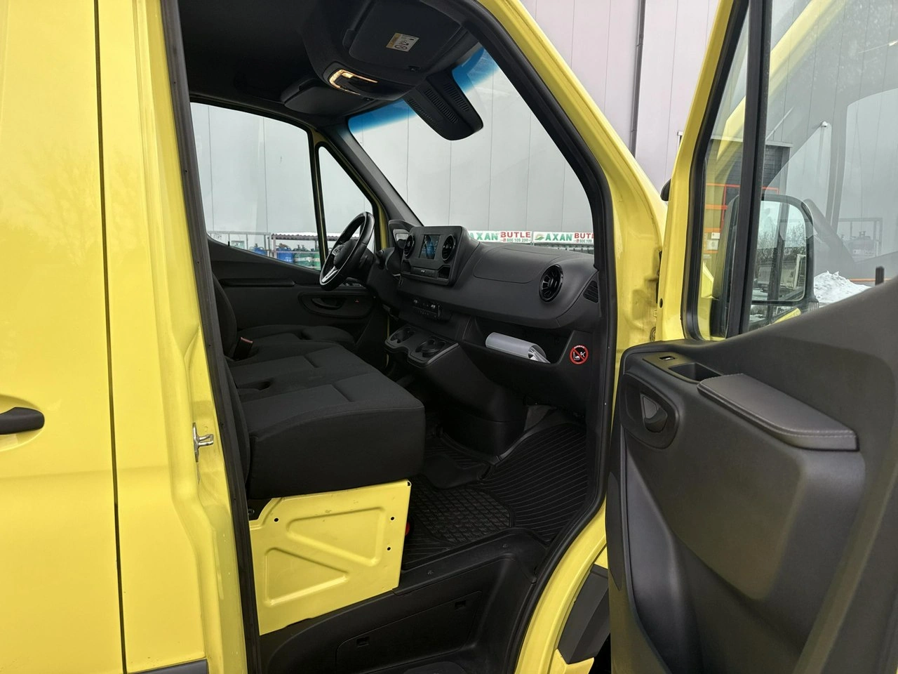 Mercedes Sprinter - Zdjęcie 21