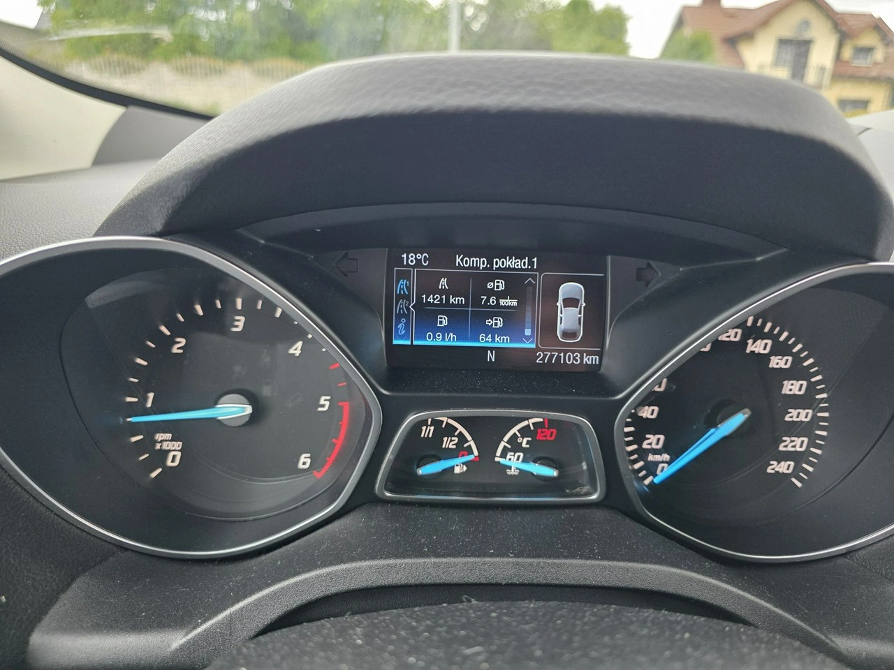 Ford Kuga - Zdjęcie 31