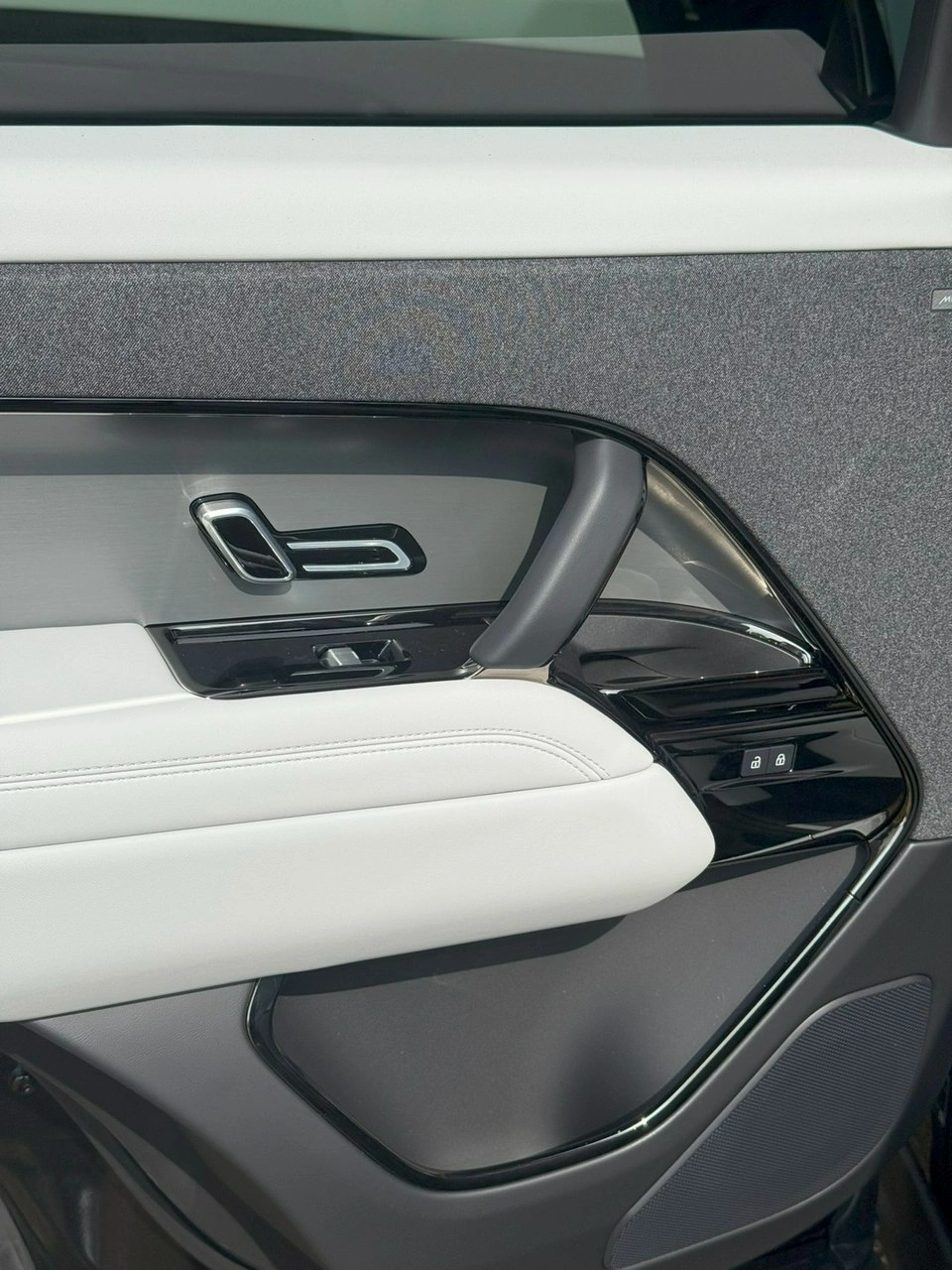 Land Rover Range Rover Sport - Zdjęcie 9