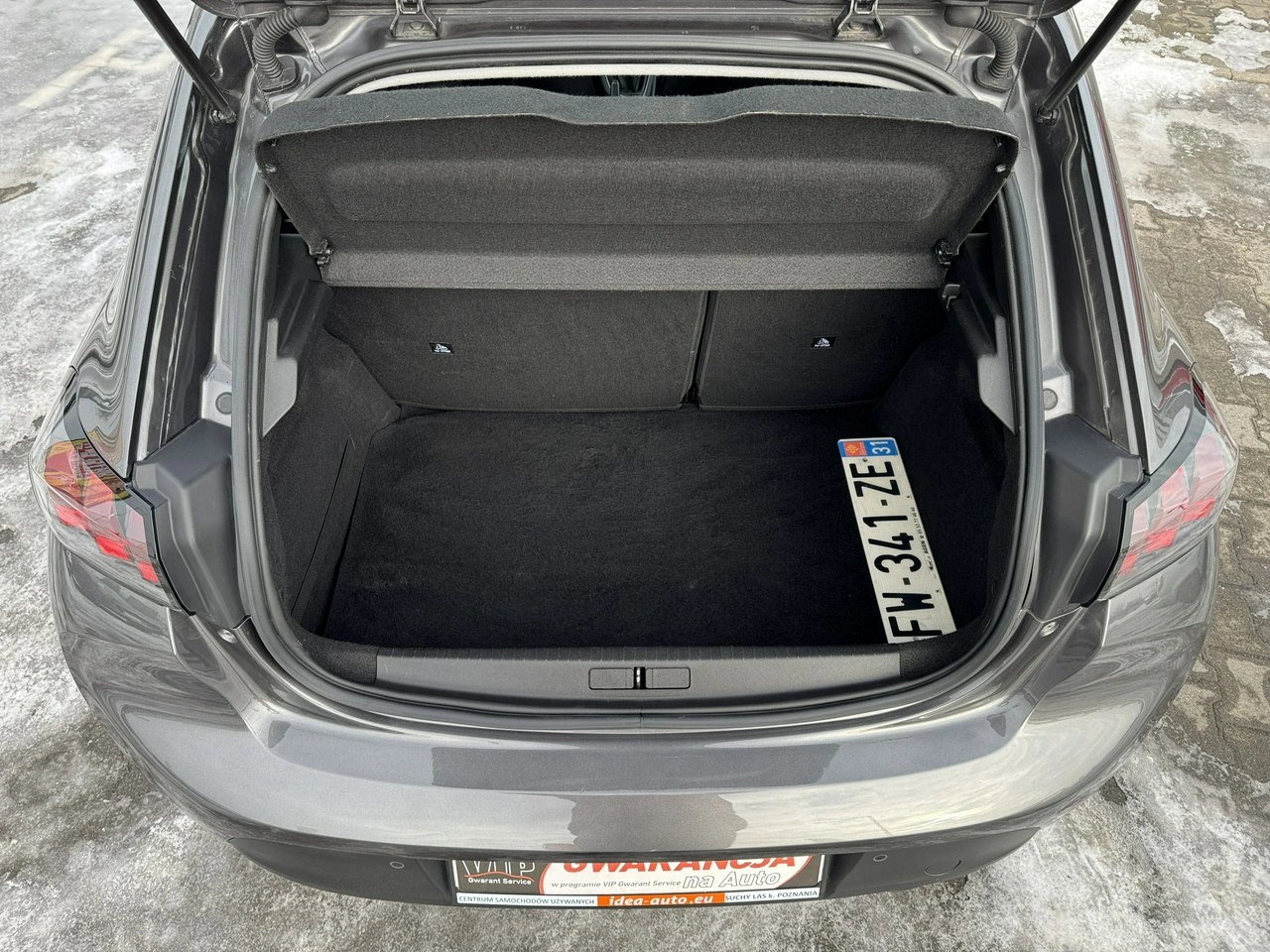 Peugeot 208 - Zdjęcie 18