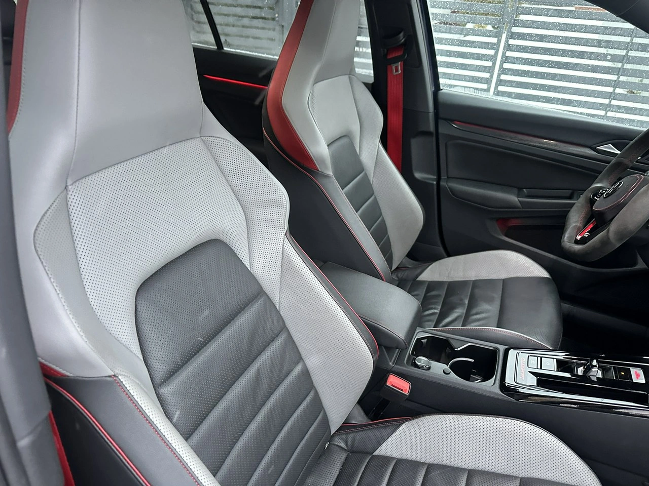 Volkswagen Golf - Zdjęcie 13