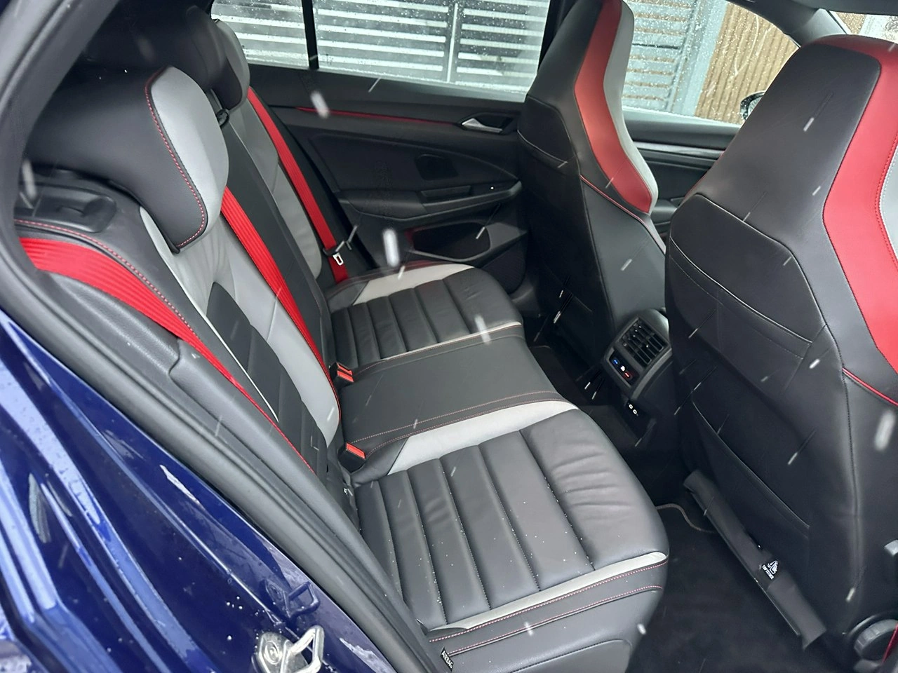 Volkswagen Golf - Zdjęcie 16