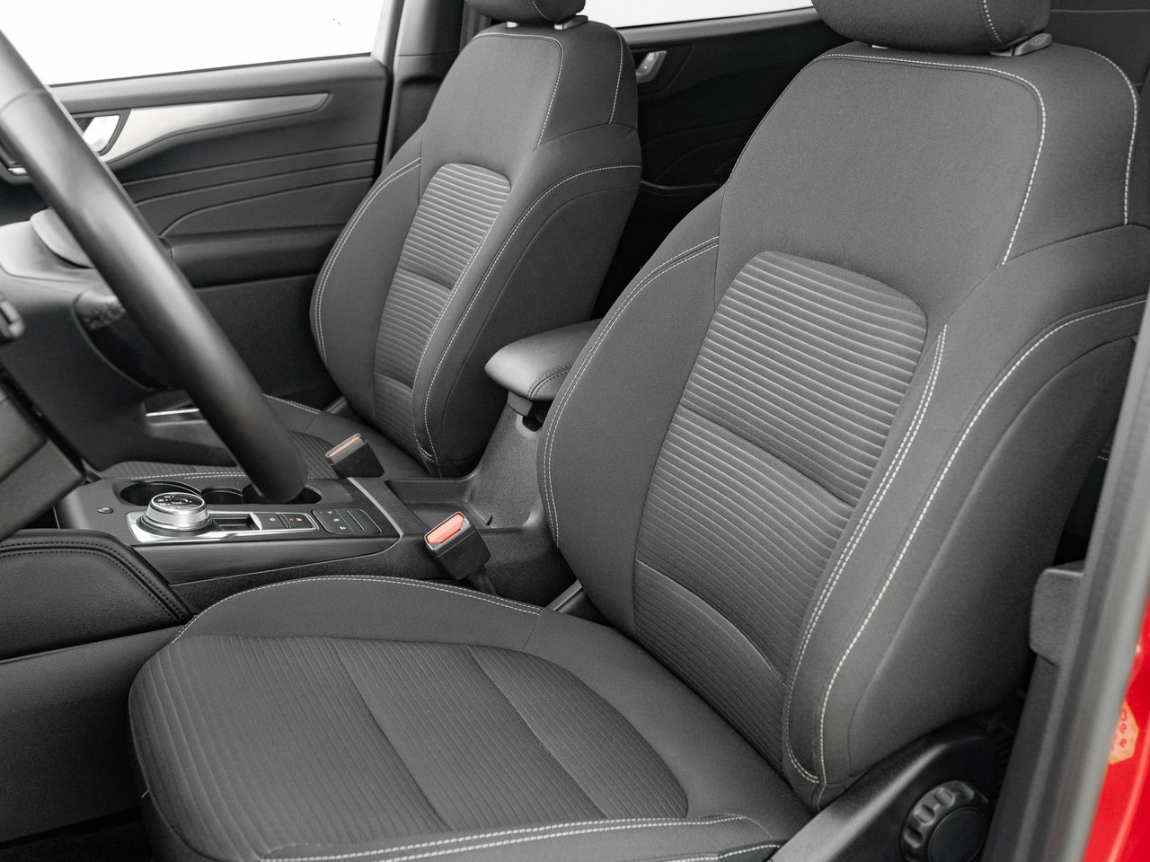 Ford Kuga - Zdjęcie 13