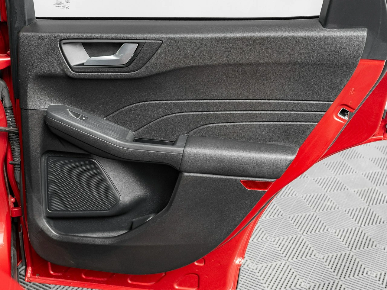 Ford Kuga - Zdjęcie 26