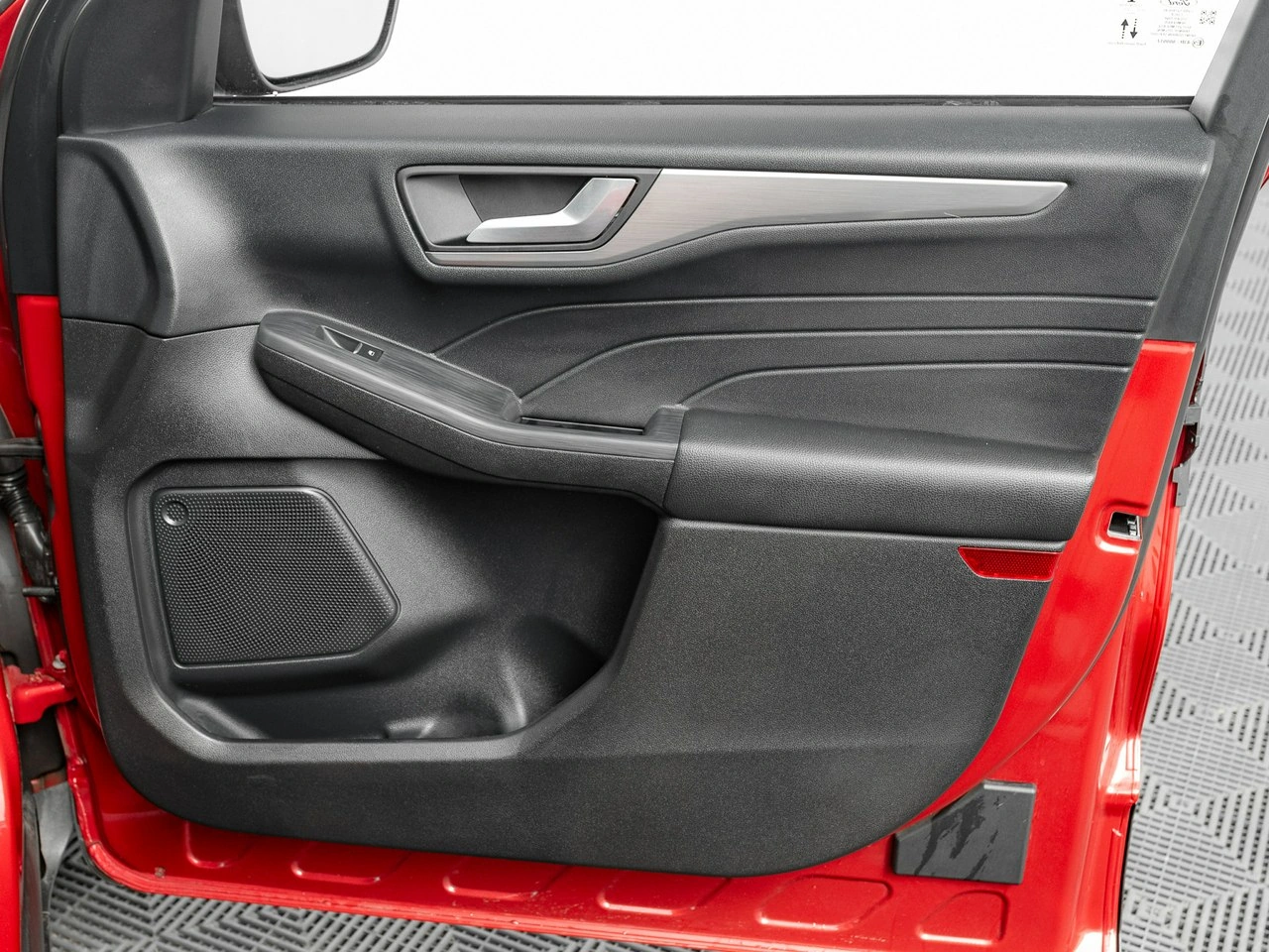 Ford Kuga - Zdjęcie 28