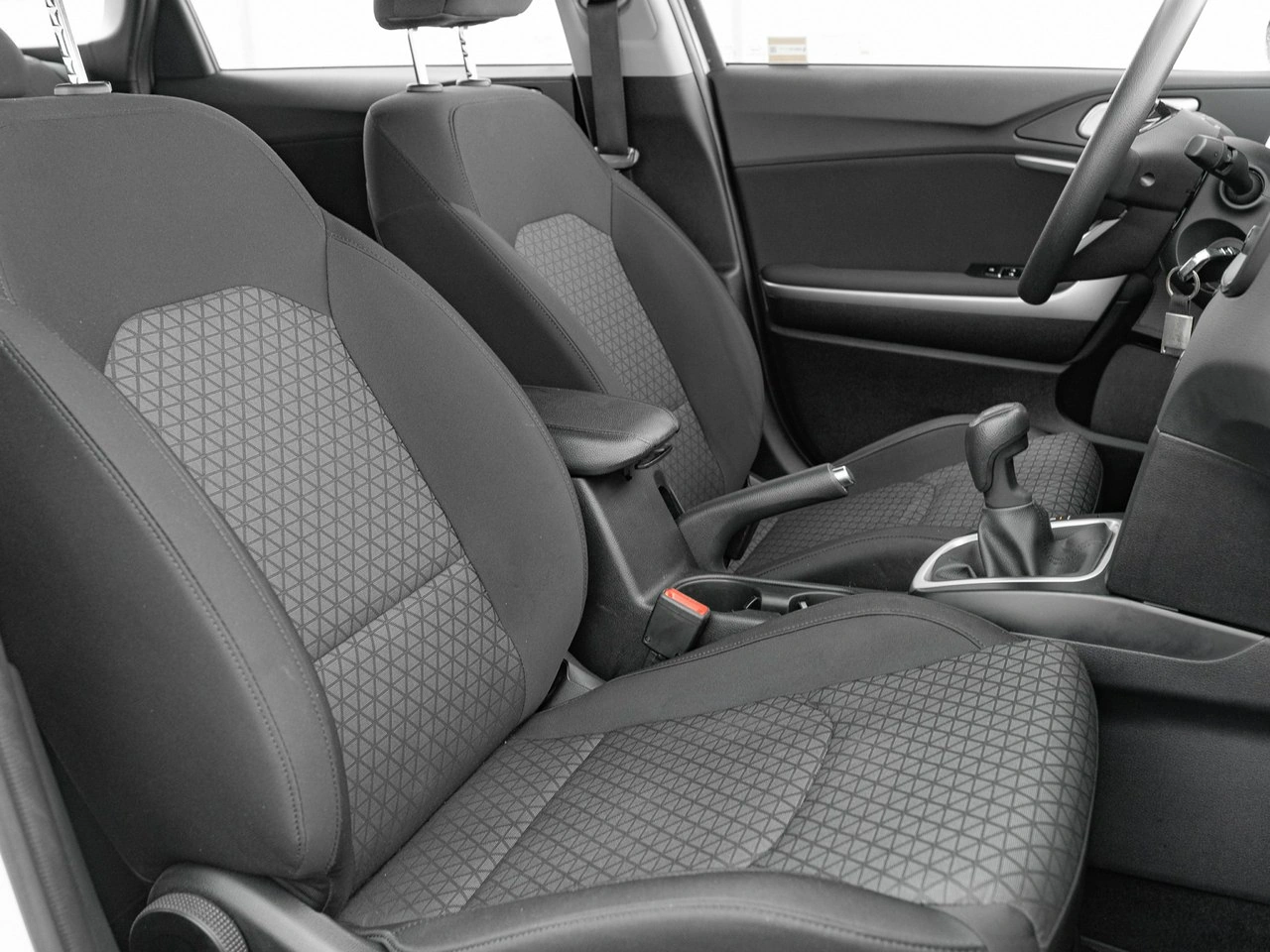 Kia Ceed - Zdjęcie 29