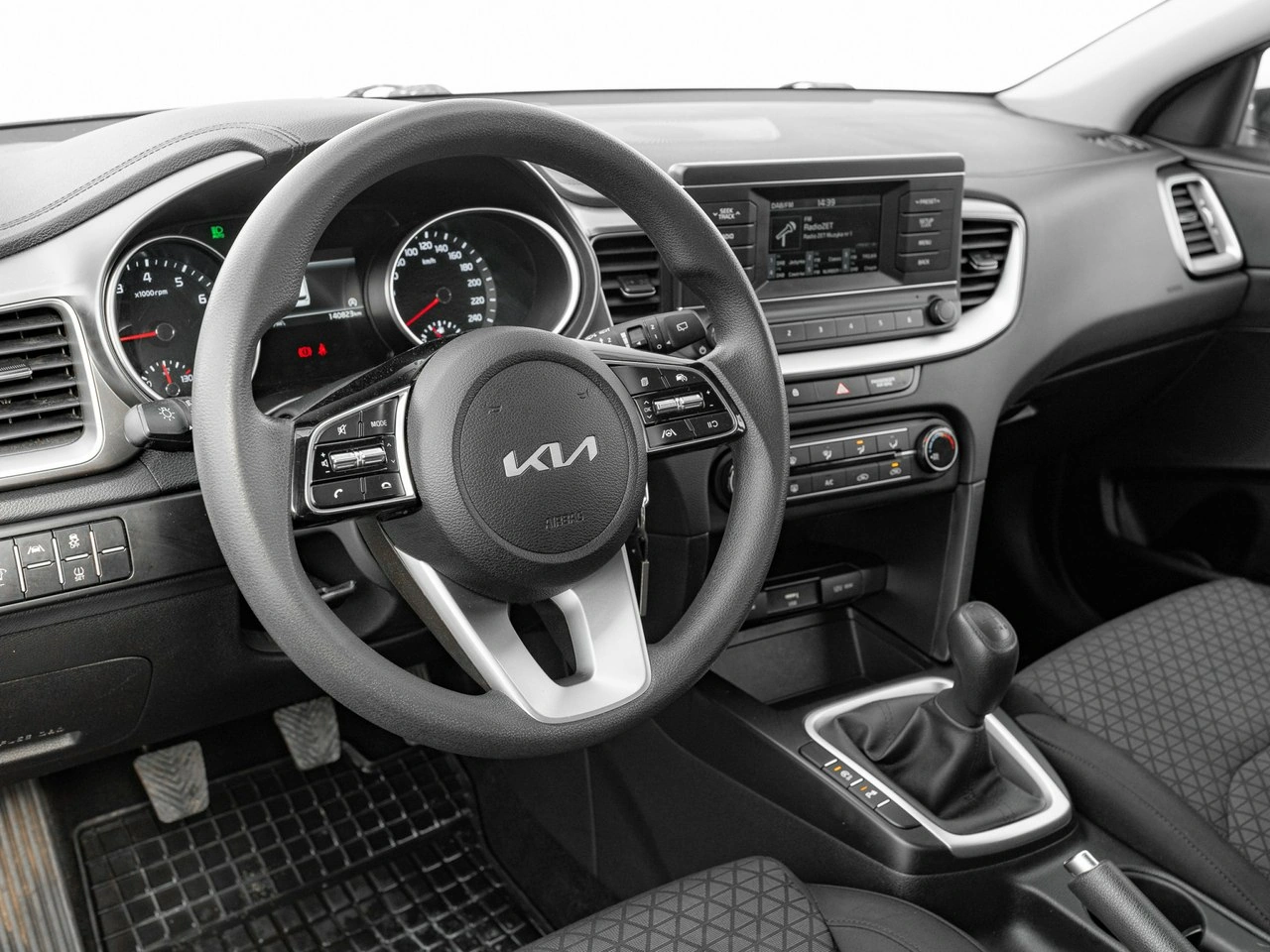 Kia Ceed - Zdjęcie 5