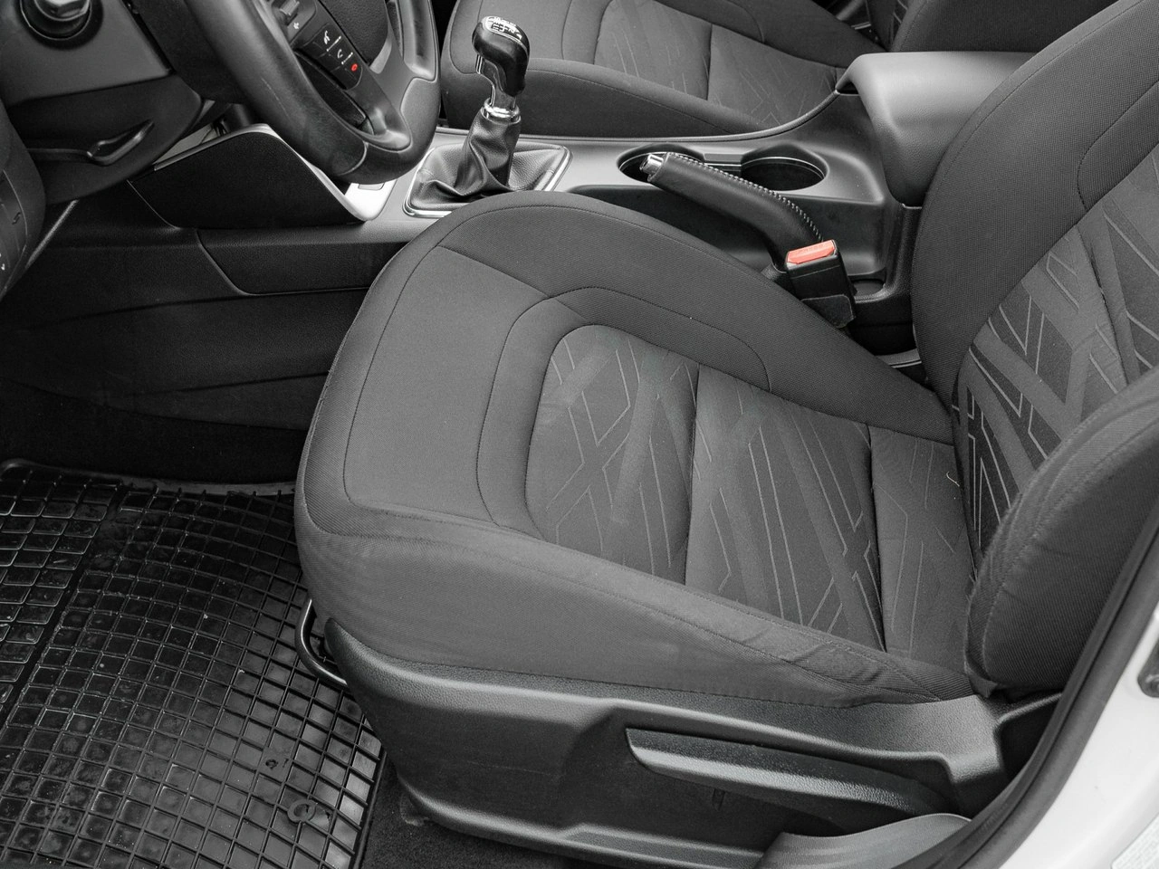 Kia Ceed - Zdjęcie 12