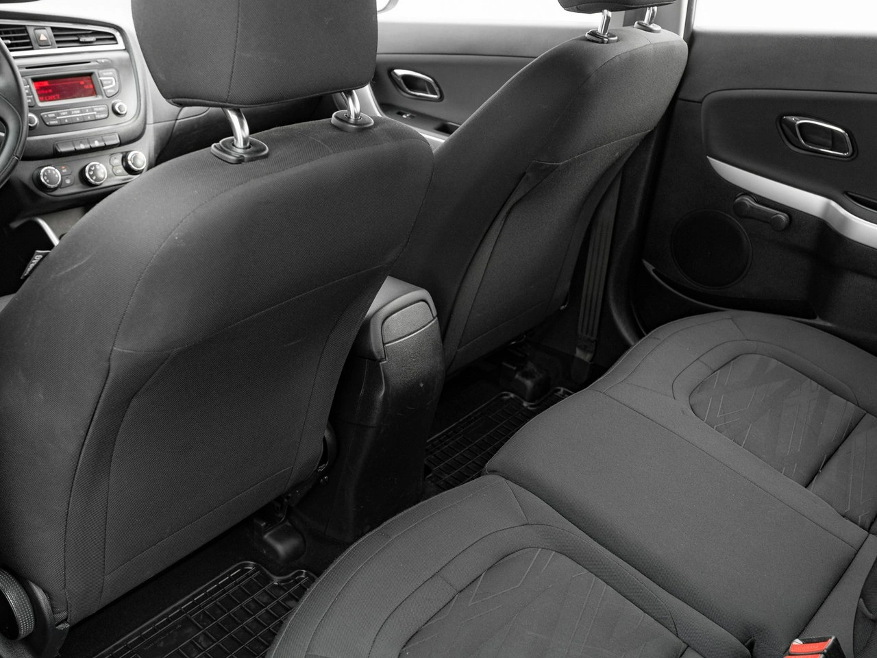 Kia Ceed - Zdjęcie 21