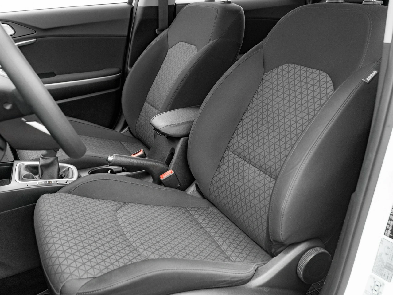 Kia Ceed - Zdjęcie 13