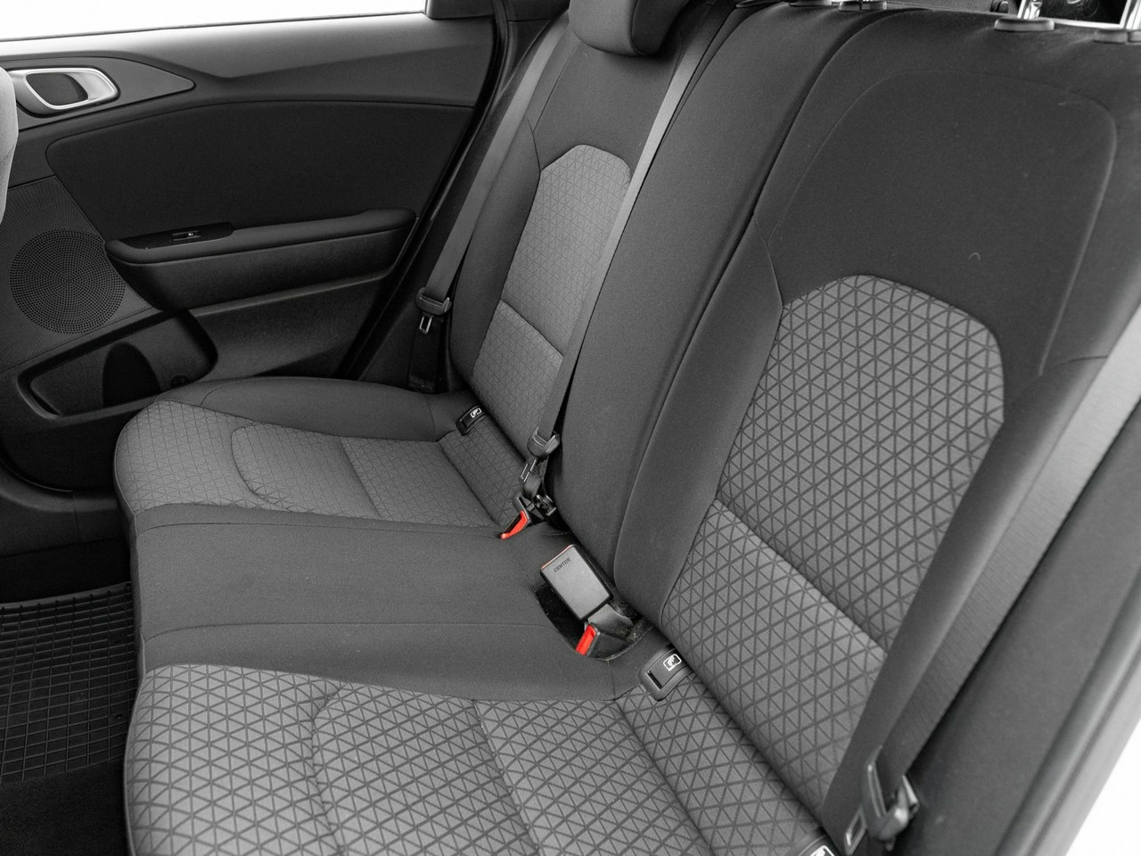 Kia Ceed - Zdjęcie 23